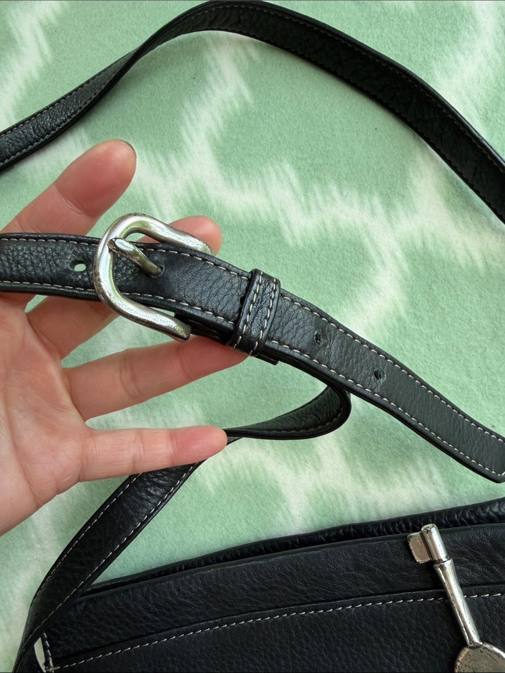 Fossil Black Pebbled Leather Crossbody Bag - 9x8x3” - Picture 12 of 15